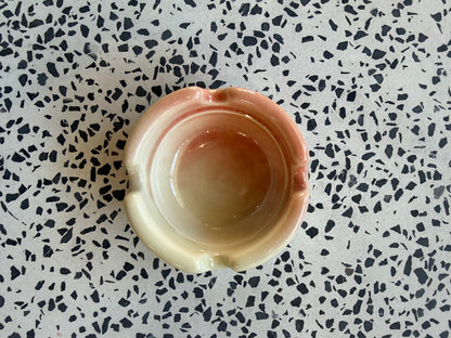 DEEP BLACK Retro Ceramic Ashtray in color Rose Quartz